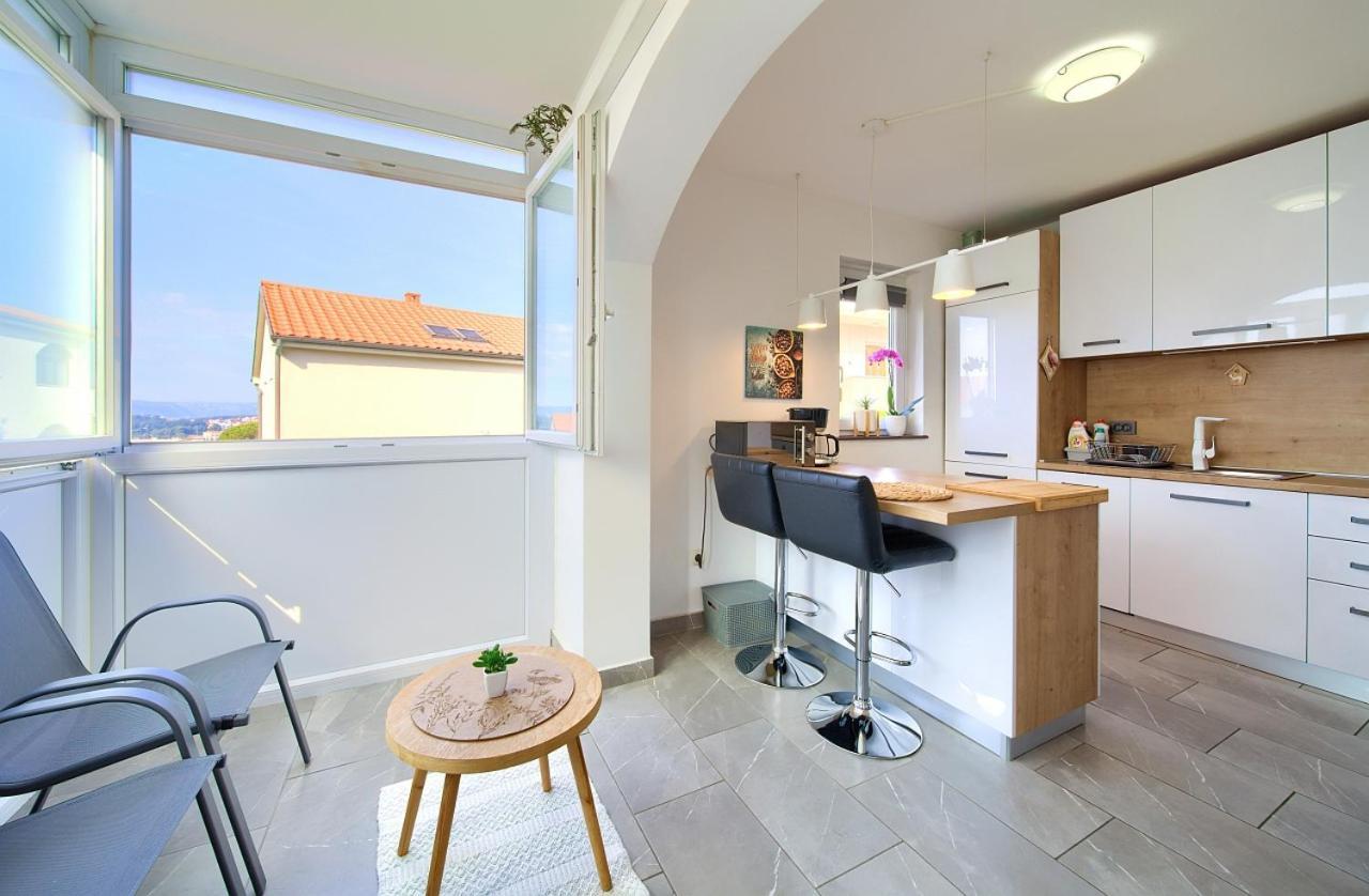 Appartment Mia Krk Town Exterior foto